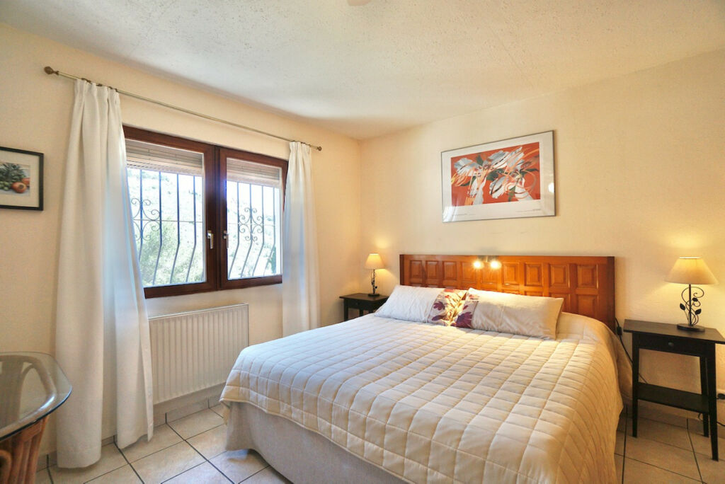 Detached Villa Benitachell Alicante - image 17