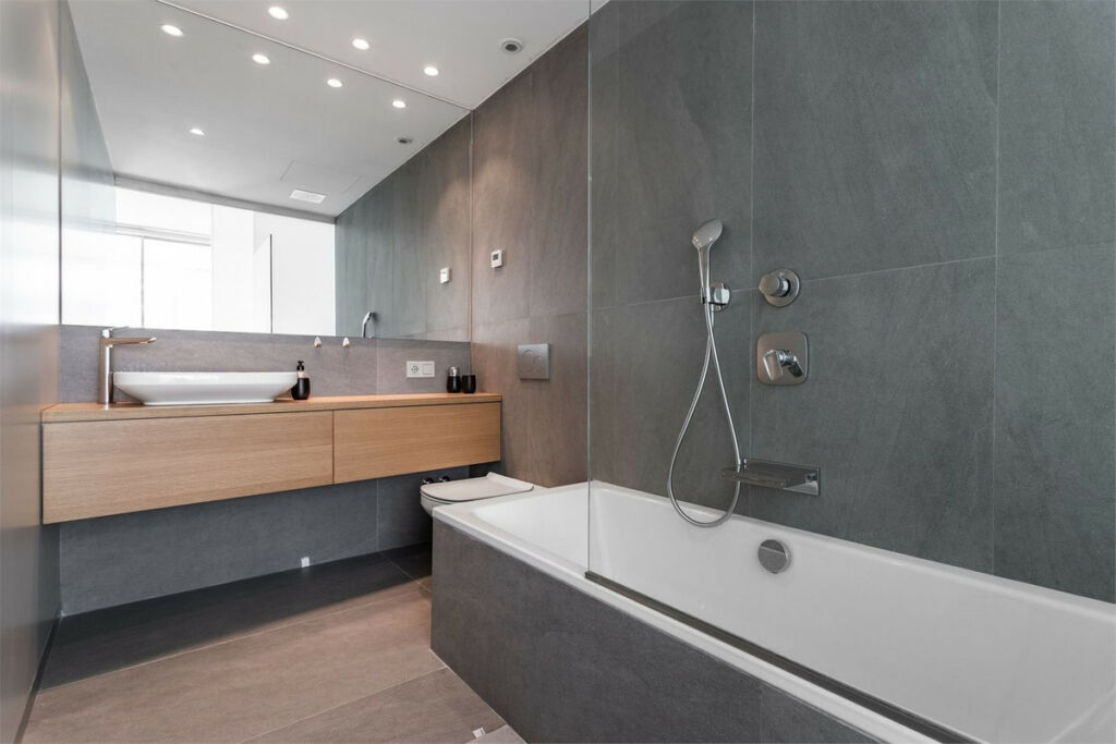 Penthouse Higueron Málaga - image 17