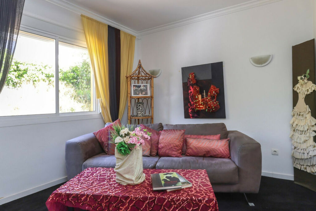 Townhouse Monda Málaga - image 17