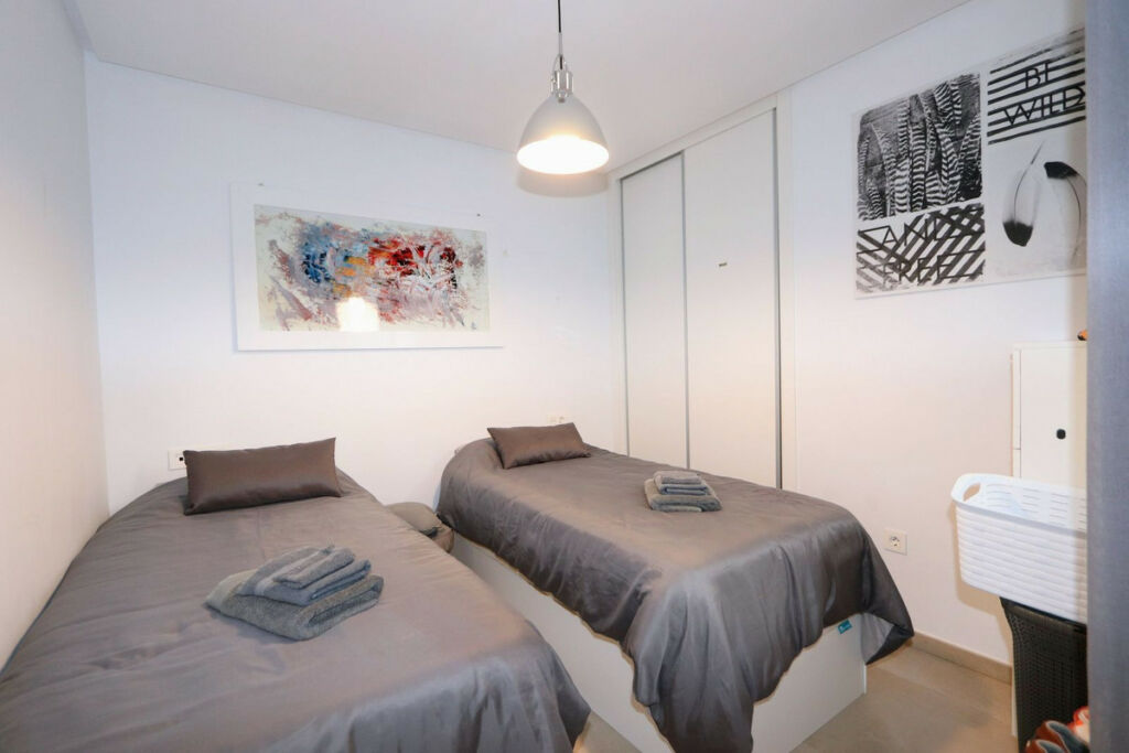 Ground Floor Apartment La Florida Alicante - image 17