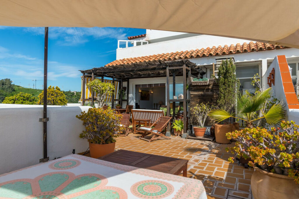 Middle Floor Apartment Estepona Málaga - image 18