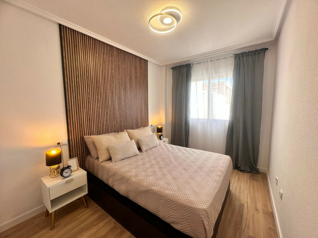 Penthouse Torrevieja Alicante - image 17