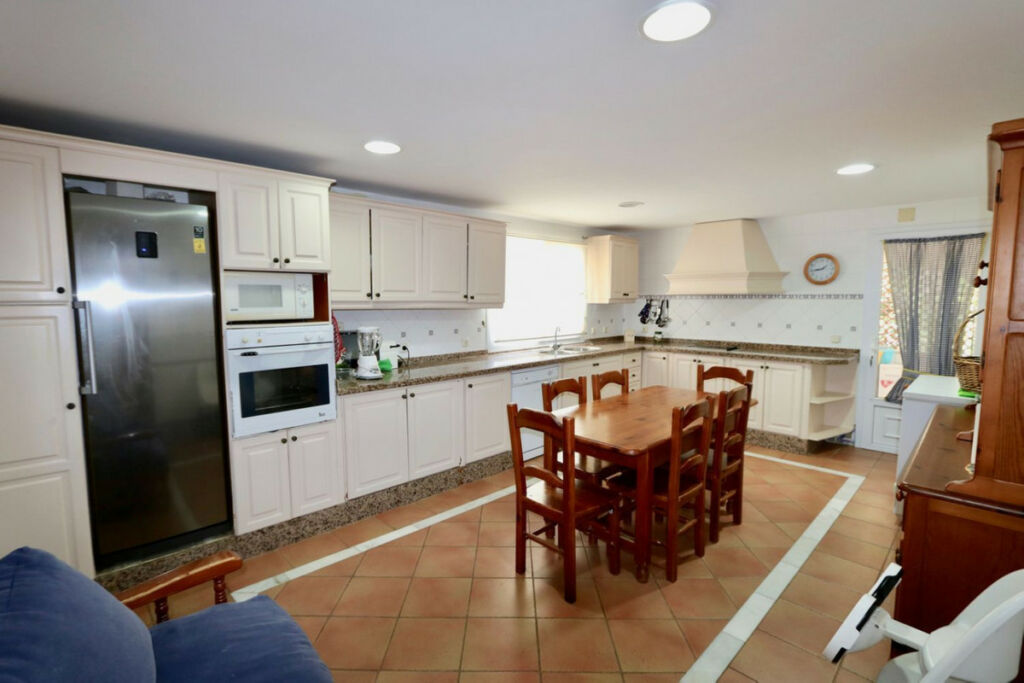 Detached Villa Sotogrande Costa Cádiz - image 17
