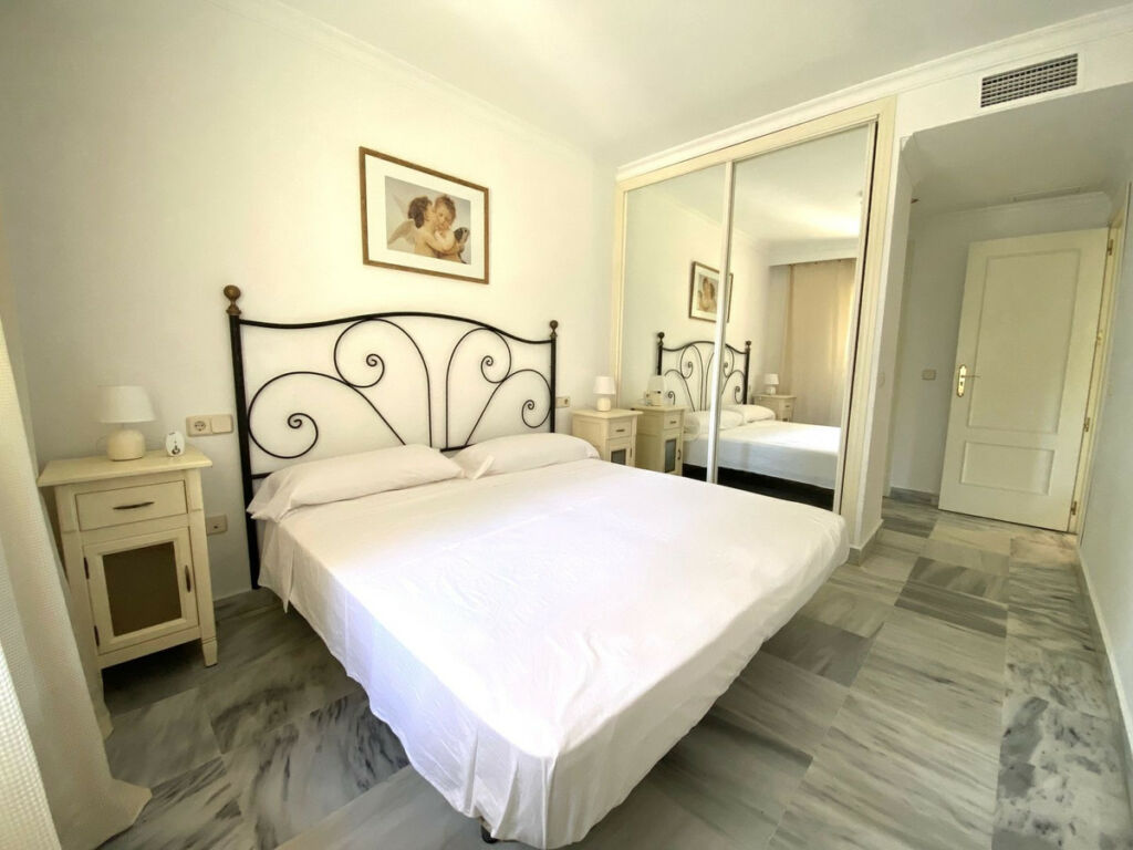 Ground Floor Apartment Nueva Andalucía Málaga - image 17