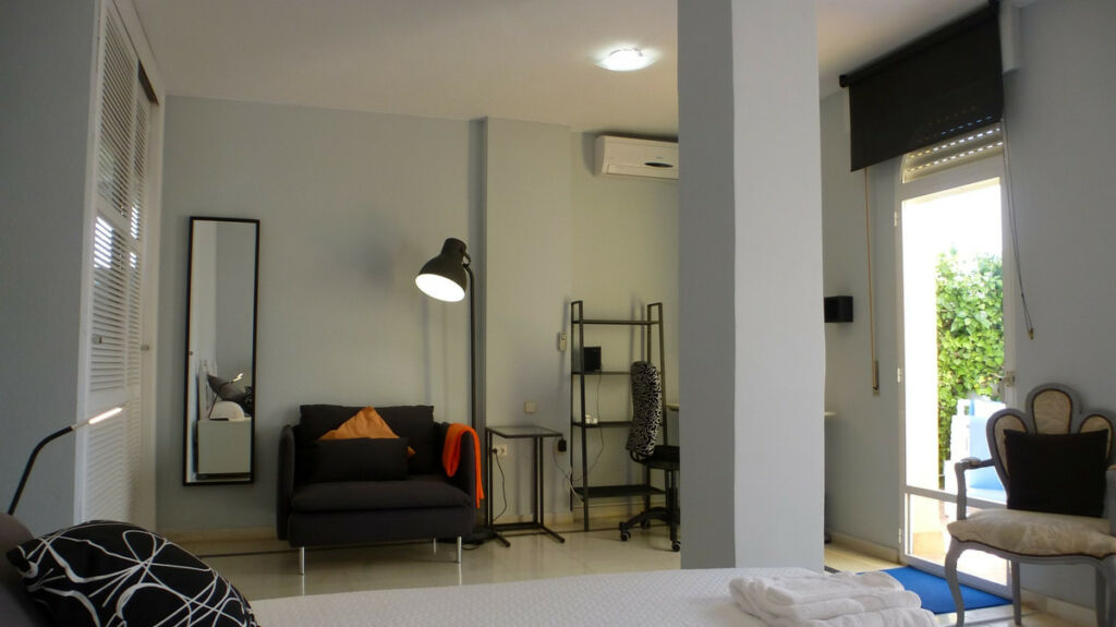 Detached Villa Nueva Andalucía Málaga - image 17