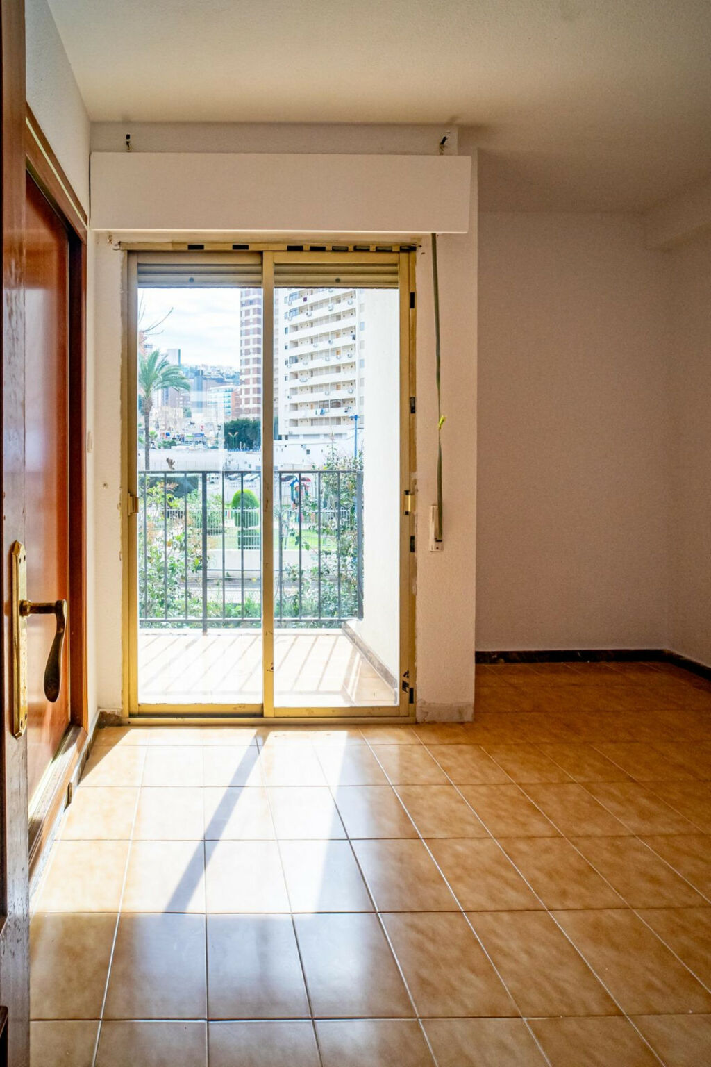 Townhouse Benidorm Alicante - image 17