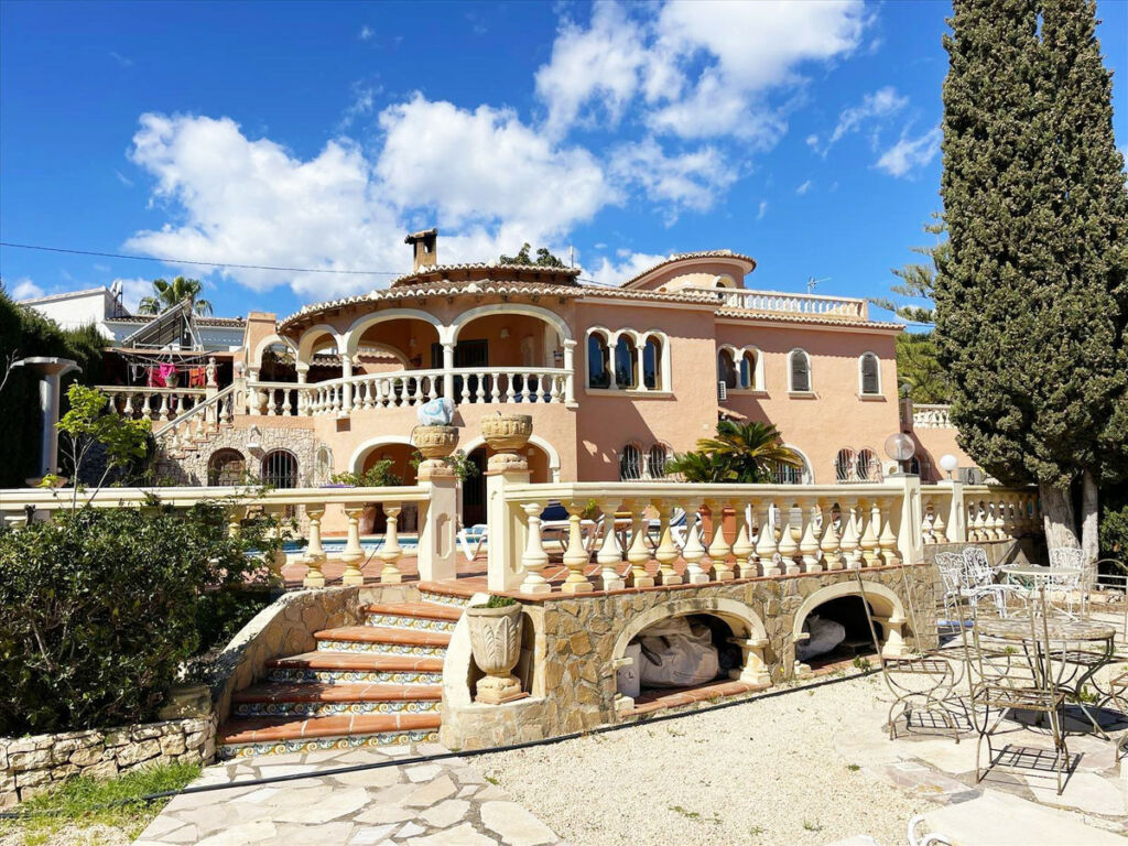 Detached Villa Benissa Alicante - image 17
