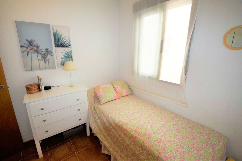 Middle Floor Apartment Guardamar del Segura Alicante - image 17