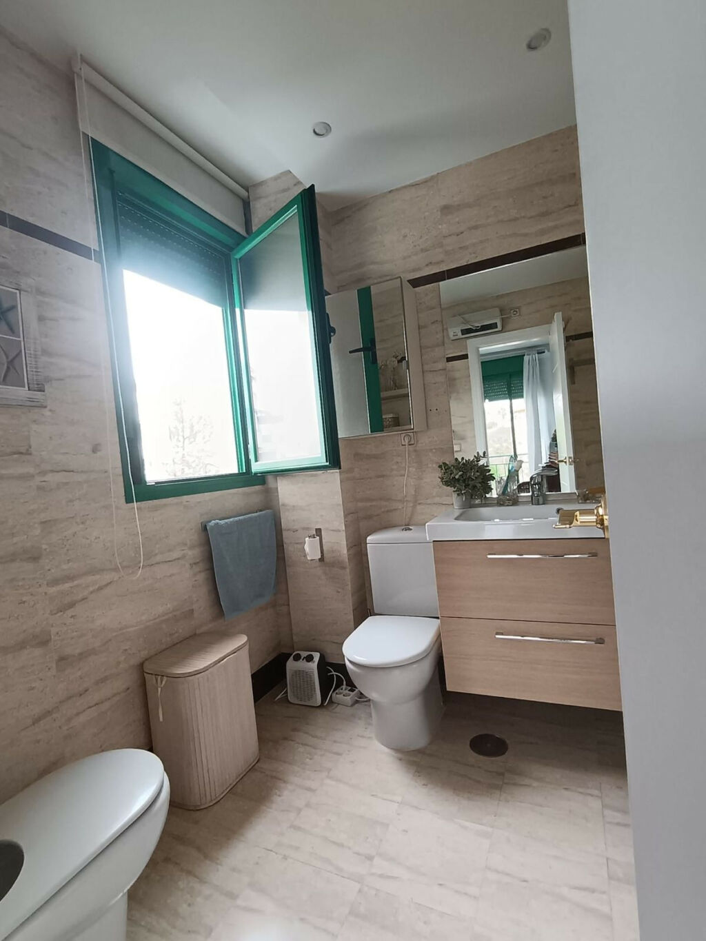 Middle Floor Apartment Estepona Málaga - image 17