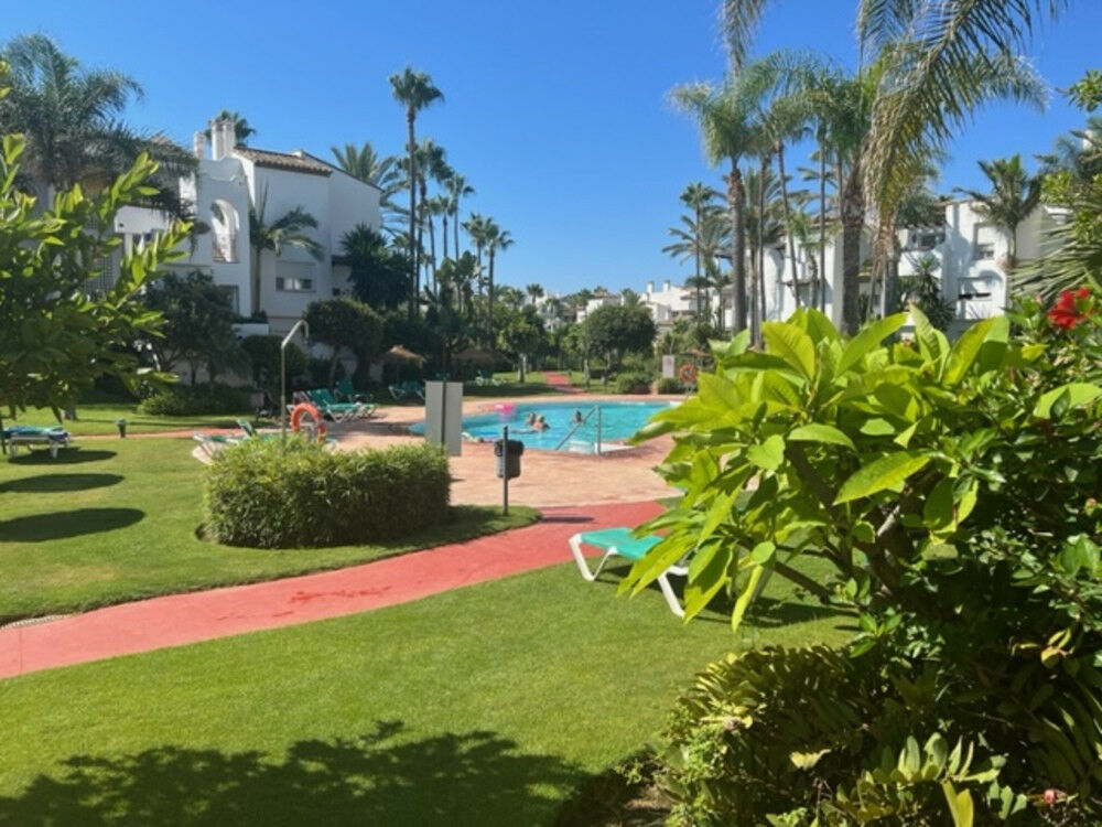 Middle Floor Apartment Costalita Málaga - image 17