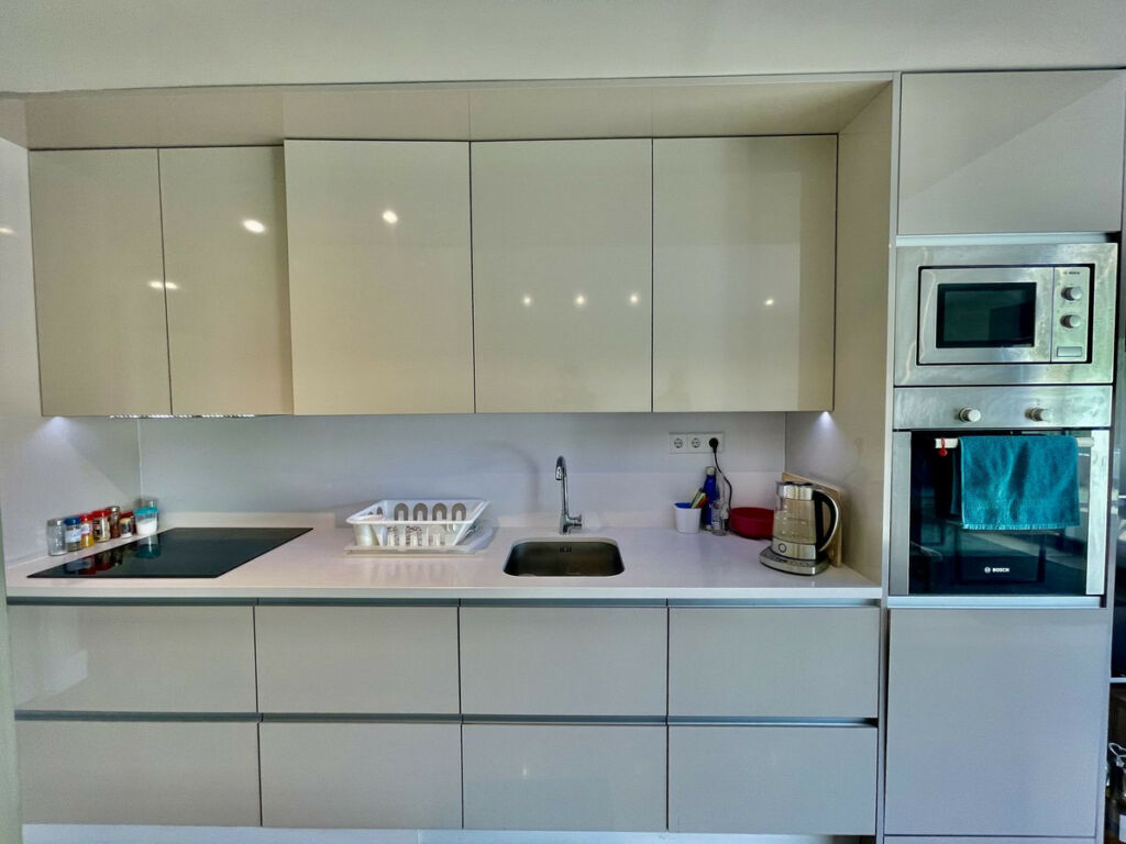 Middle Floor Apartment Estepona Málaga - image 17