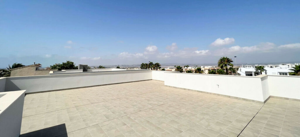 Detached Villa Torrevieja Alicante - image 17