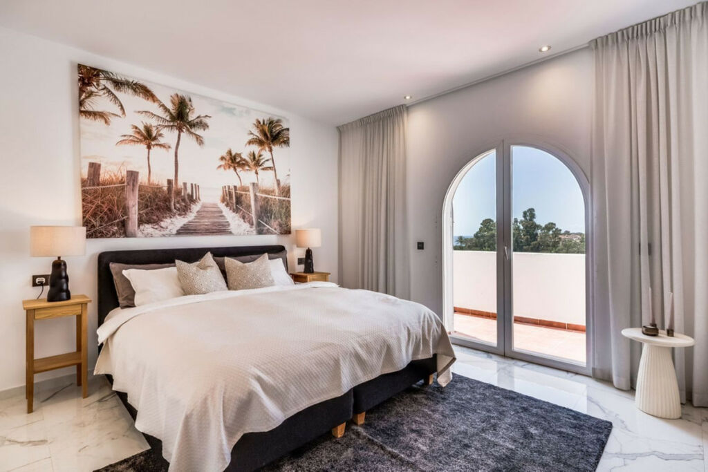 Penthouse Duplex Puerto Banús Málaga - image 17