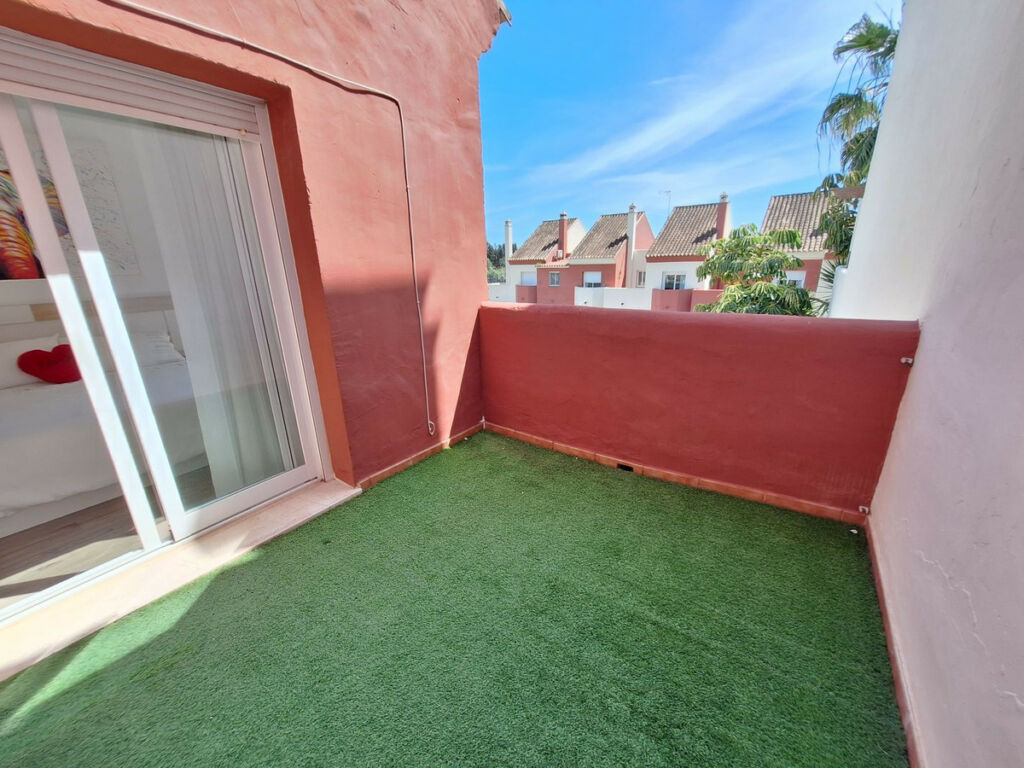Townhouse Estepona Málaga - image 16