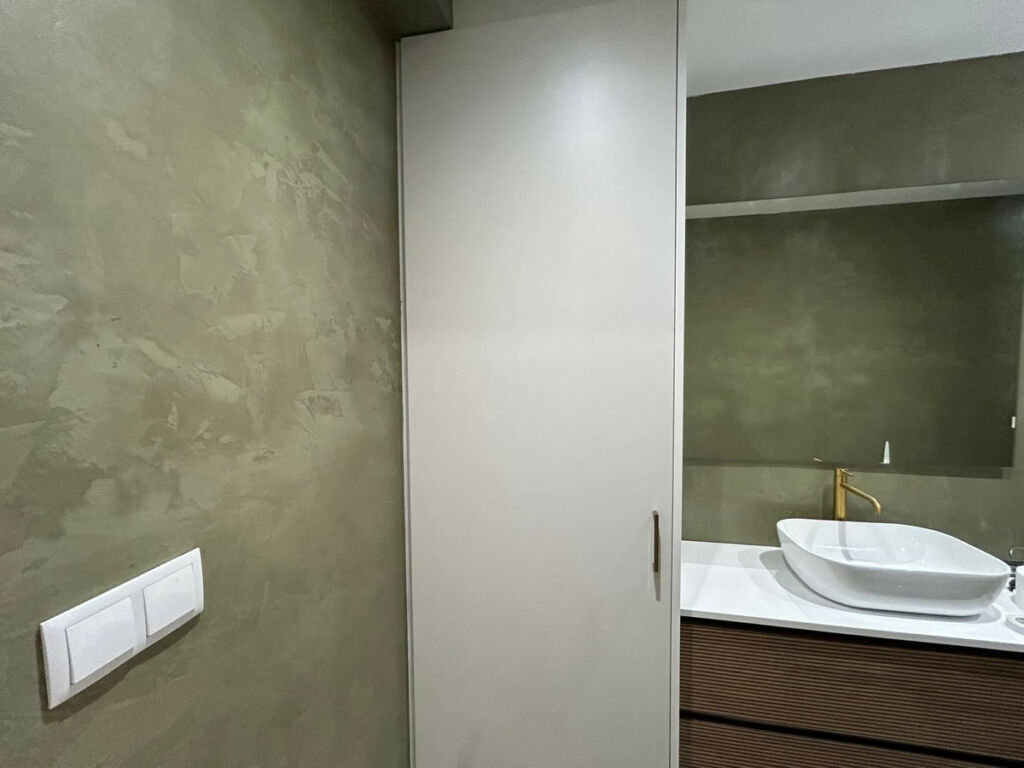Middle Floor Apartment Alicante City Alicante - image 17