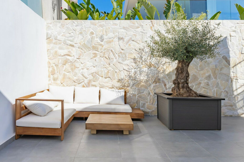 Detached Villa Nueva Andalucía Málaga - image 17