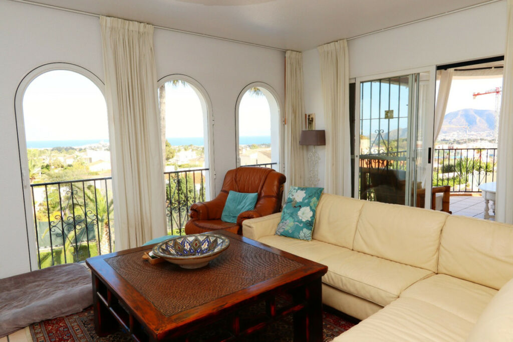 Detached Villa La Nucia Alicante - image 17