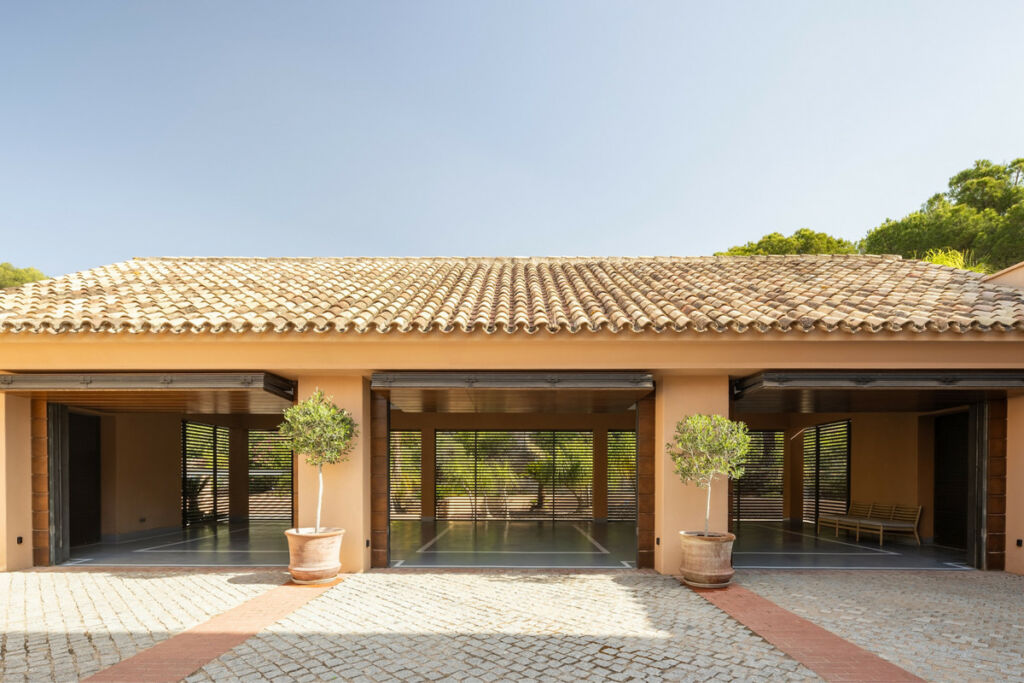 Detached Villa The Golden Mile Málaga - image 17