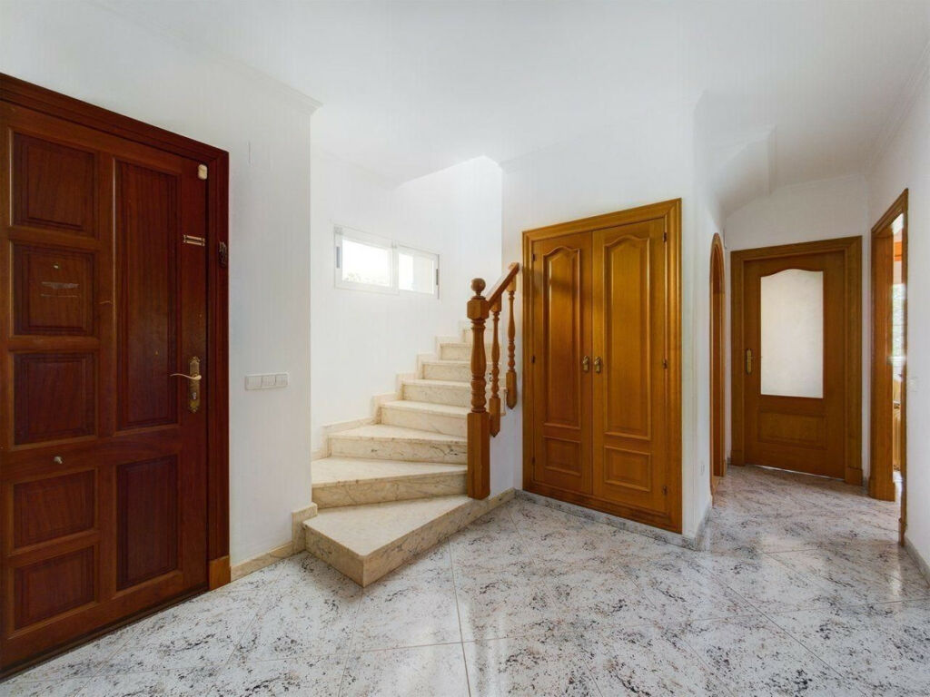 Detached Villa Calpe Alicante - image 17