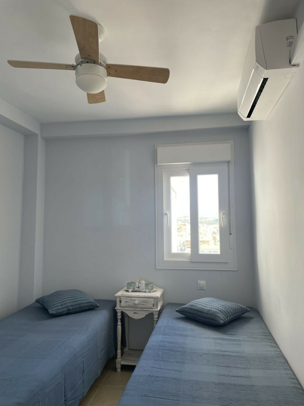 Top Floor Apartment Casares Playa Málaga - image 17
