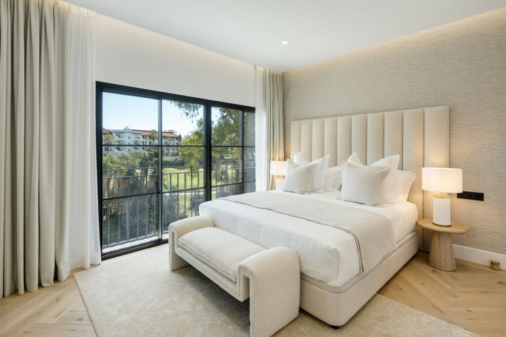 Detached Villa Benahavís Málaga - image 20
