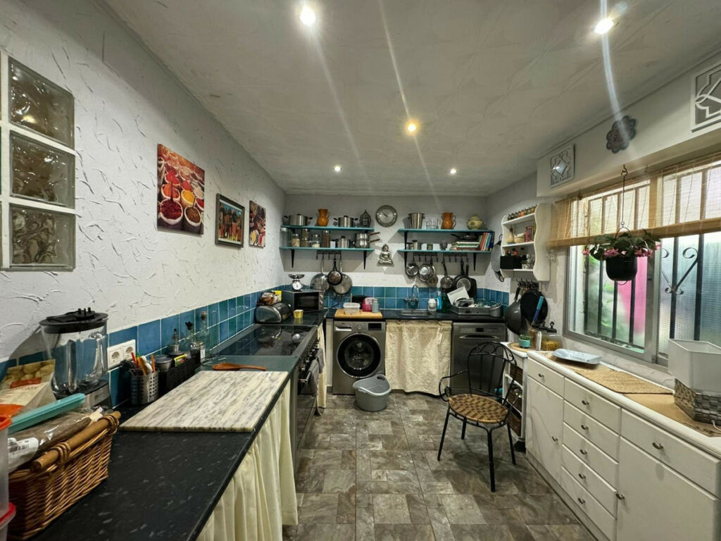 Middle Floor Apartment San Miguel de Salinas Alicante - image 17