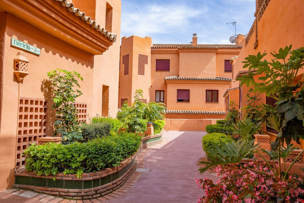 Penthouse Duplex El Paraiso Málaga - image 17