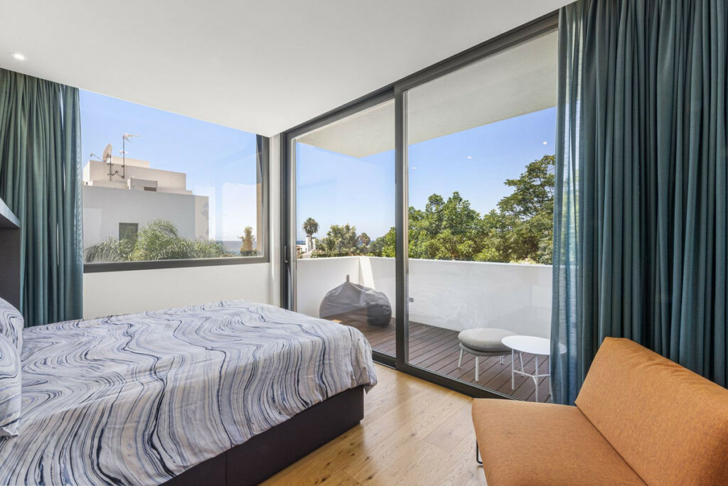 Detached Villa Costabella Málaga - image 17