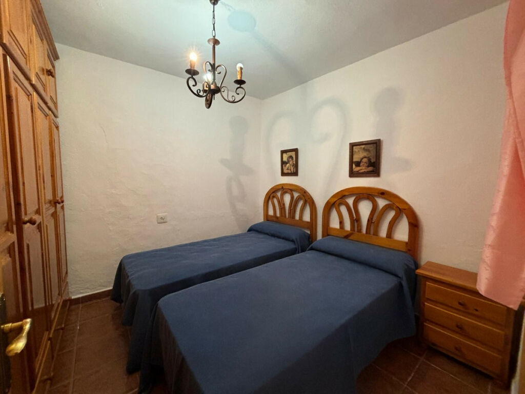Townhouse San Pedro de Alcántara Málaga - image 17