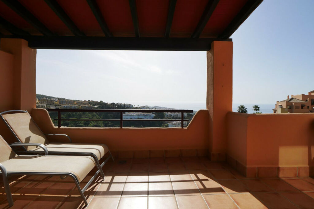 Middle Floor Apartment Calahonda Málaga - image 18