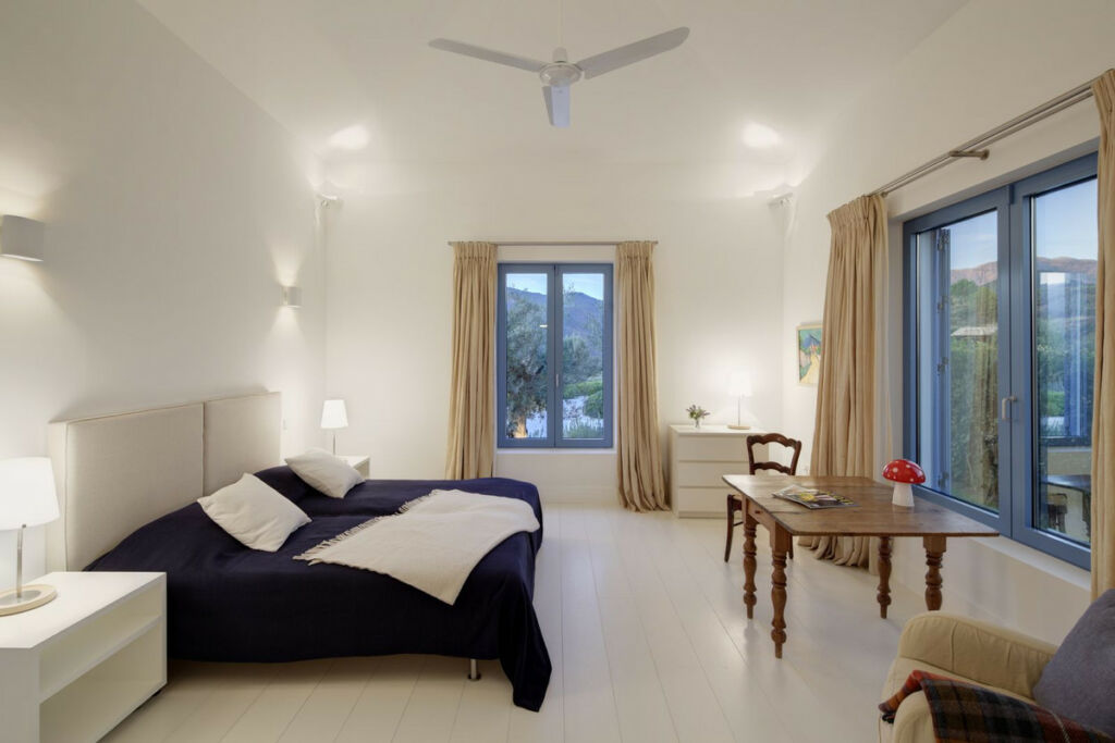 Detached Villa Benahavís Málaga - image 18