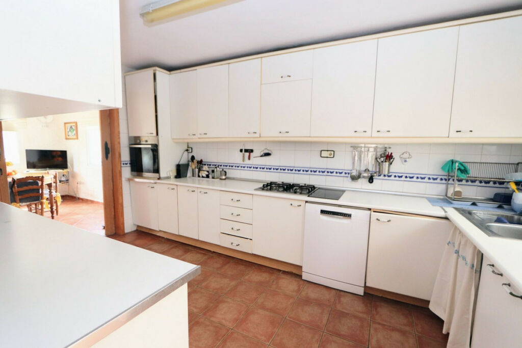 Detached Villa Cabo Roig Alicante - image 18