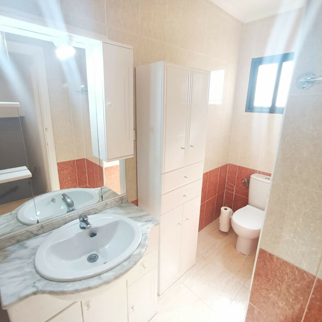 Townhouse Torrevieja Alicante - image 17