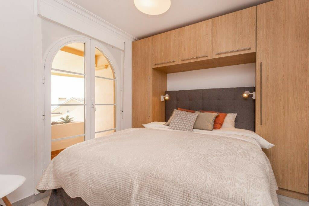 Middle Floor Apartment Nueva Andalucía Málaga - image 18