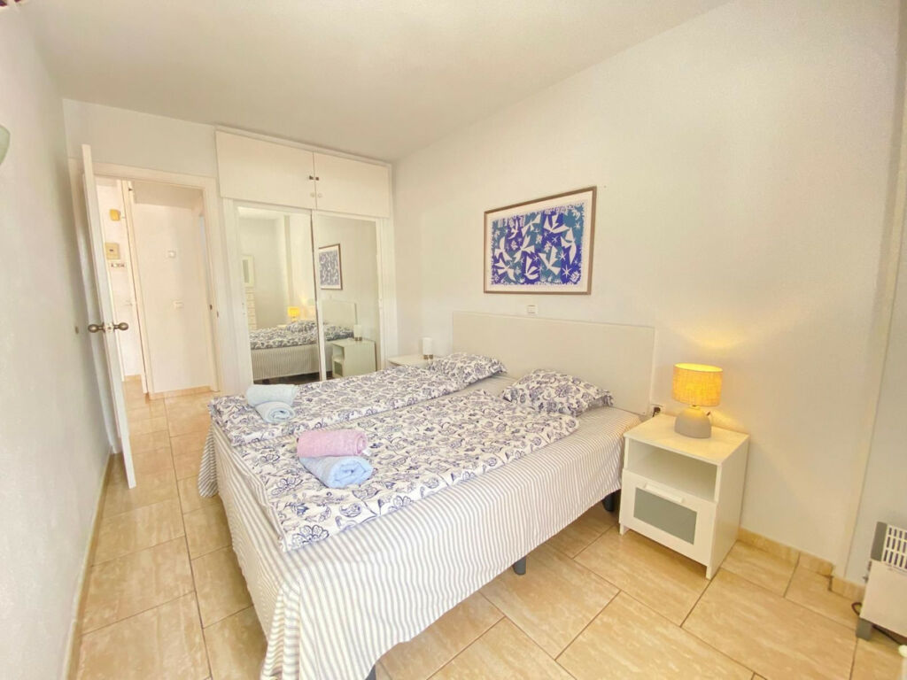 Middle Floor Apartment Benalmadena Málaga - image 18