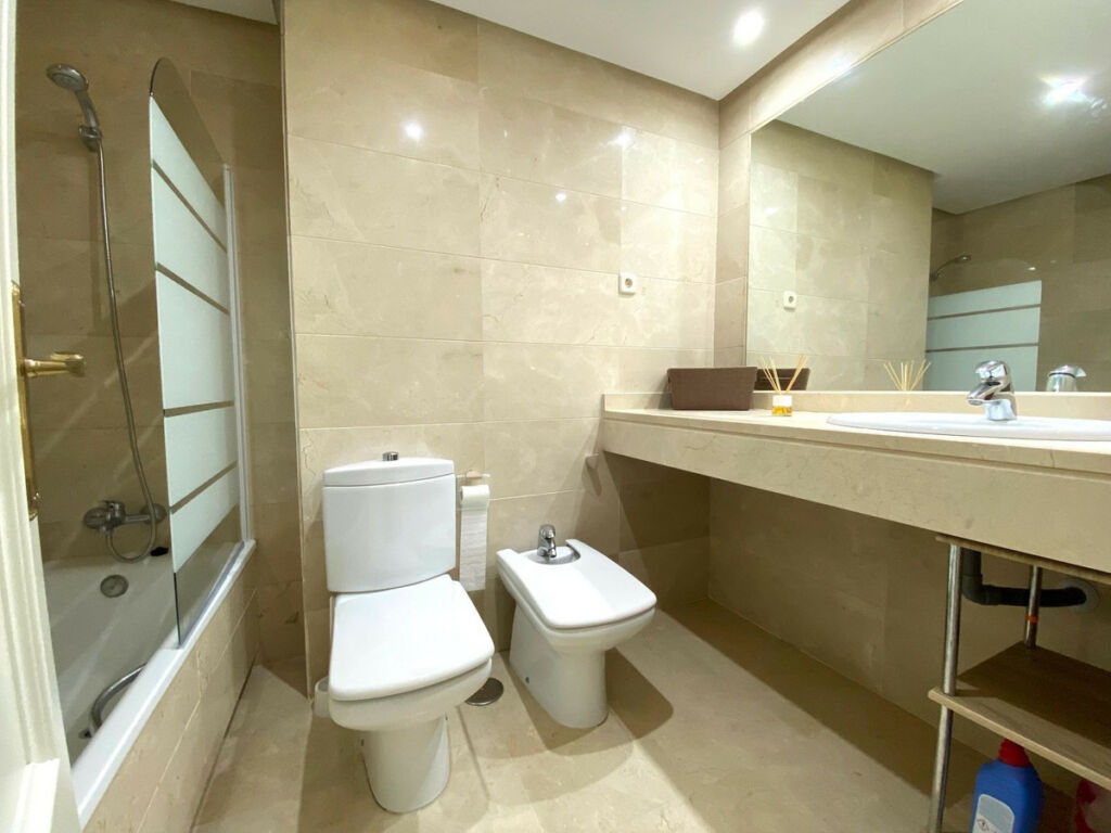 Ground Floor Apartment Nueva Andalucía Málaga - image 18