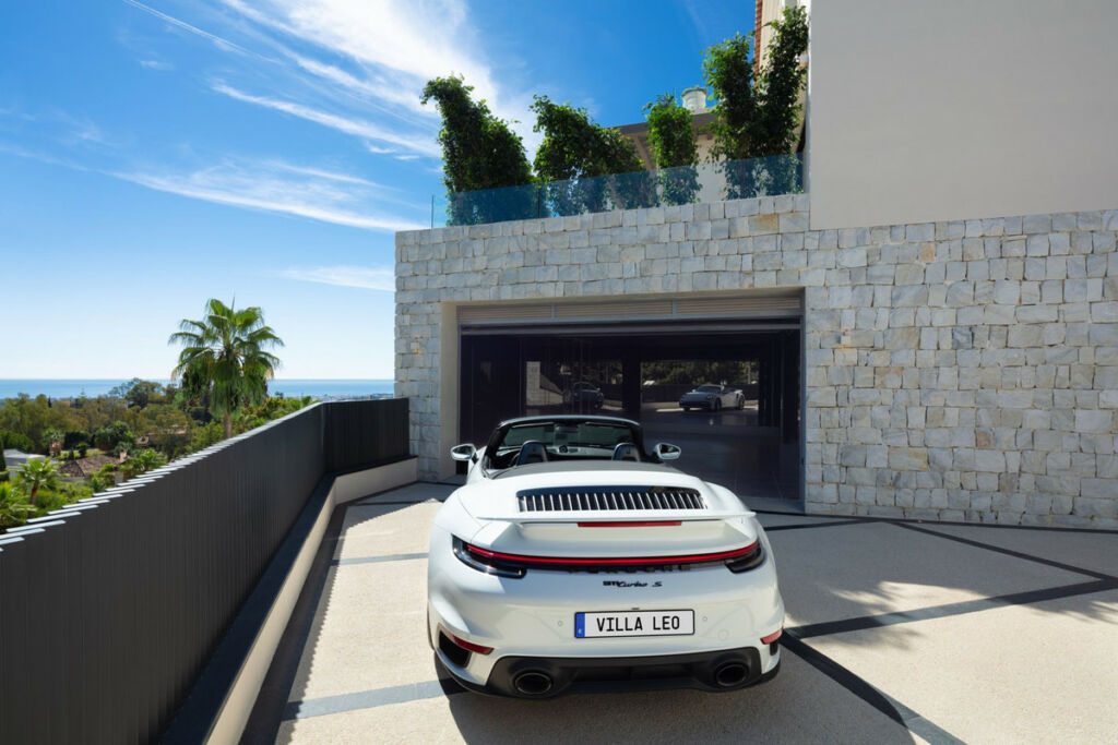 Detached Villa La Quinta Málaga - image 18