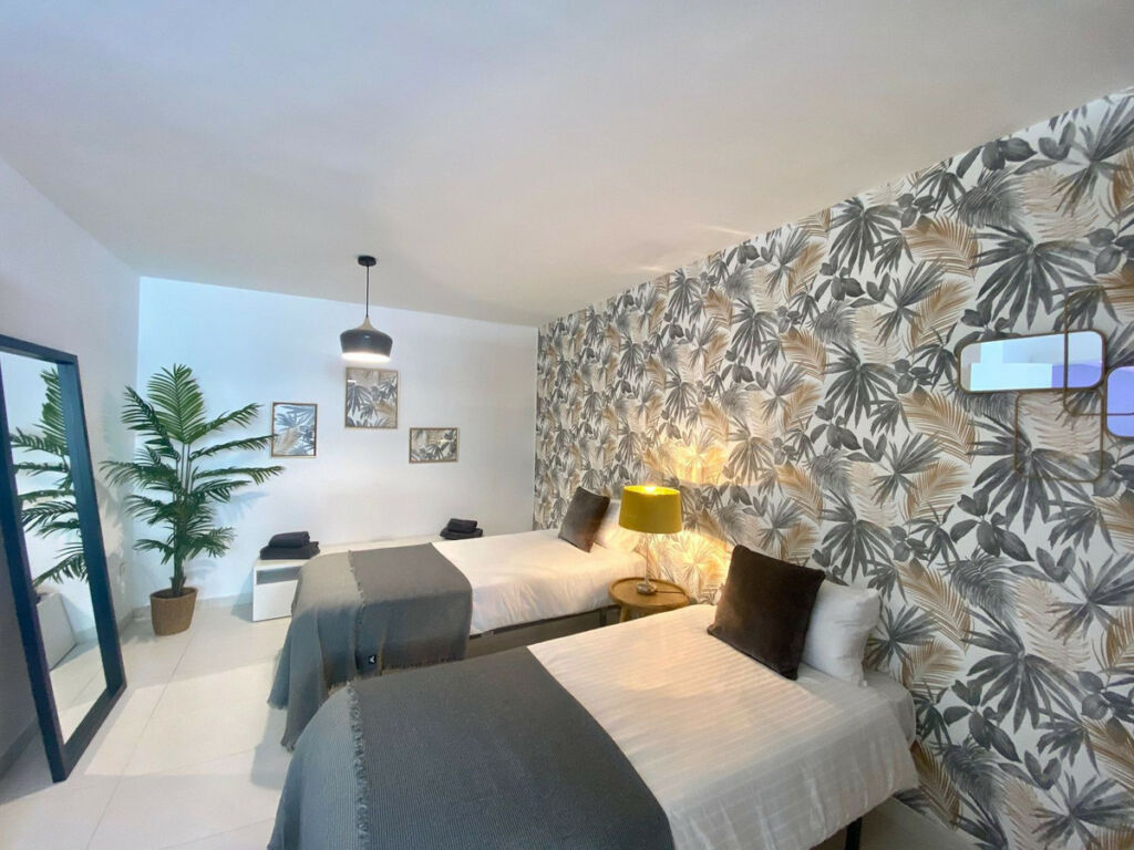 Detached Villa Nueva Andalucía Málaga - image 18