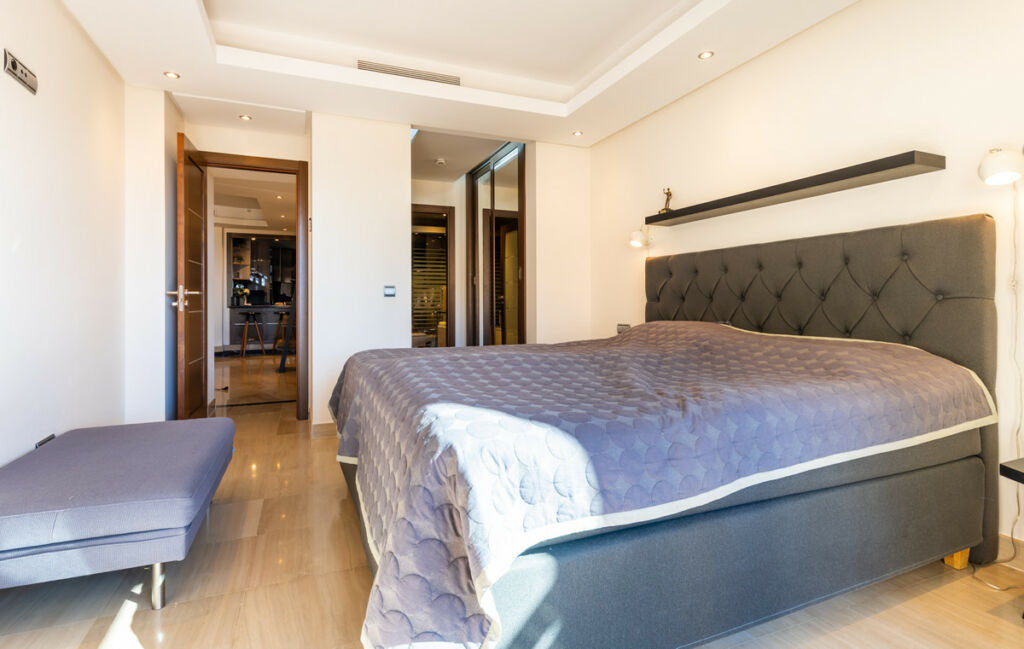Penthouse Duplex Estepona Málaga - image 18