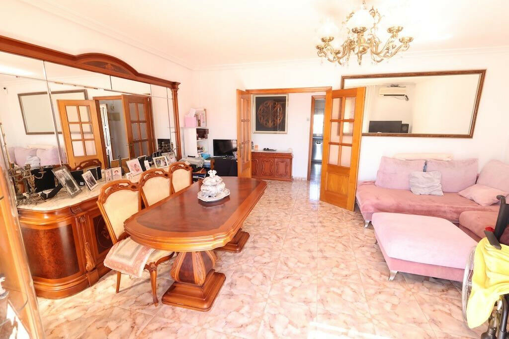 Detached Villa La Zenia Alicante - image 18