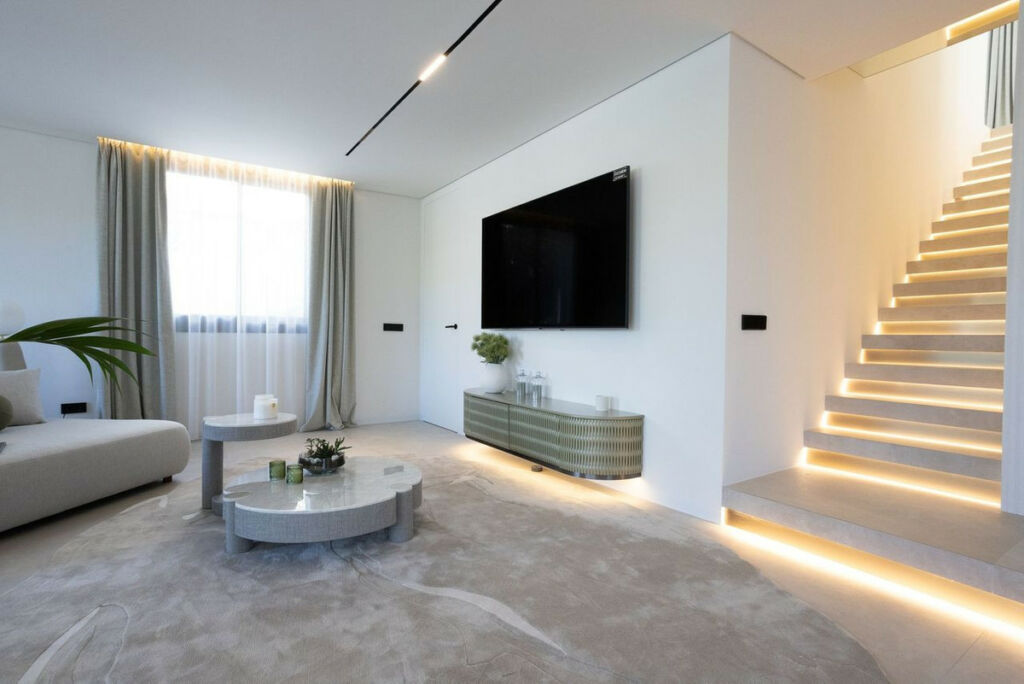 Detached Villa Marbella Málaga - image 18