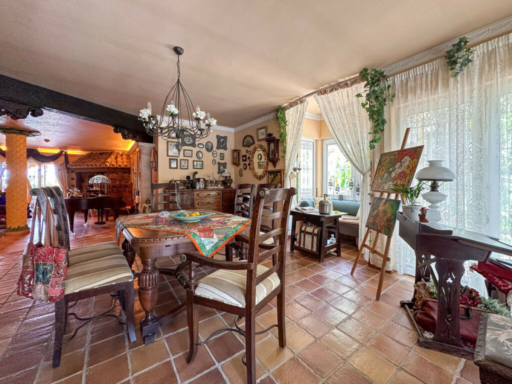 Detached Villa Cerros del Aguila Málaga - image 18