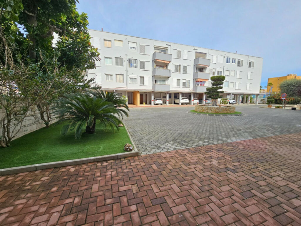 Middle Floor Apartment Javea Alicante - image 18
