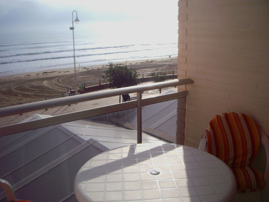 Middle Floor Apartment Guardamar del Segura Alicante - image 18