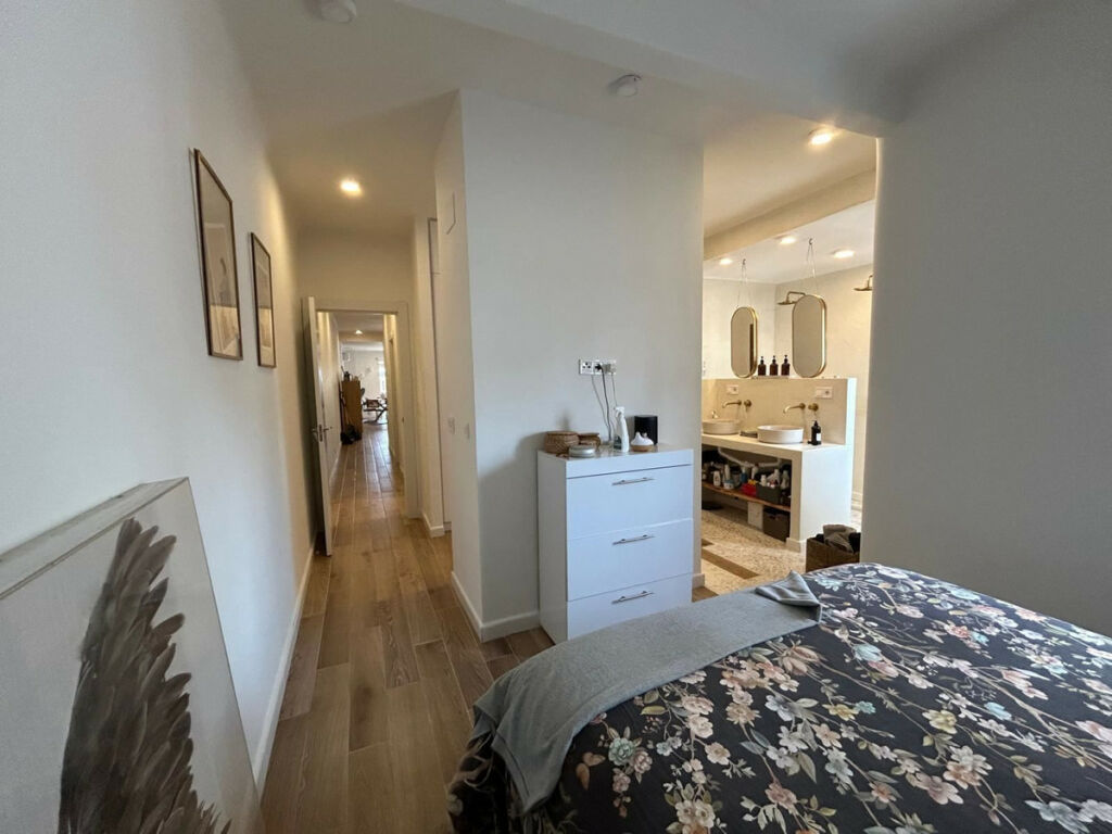 Middle Floor Apartment Alicante City Alicante - image 18
