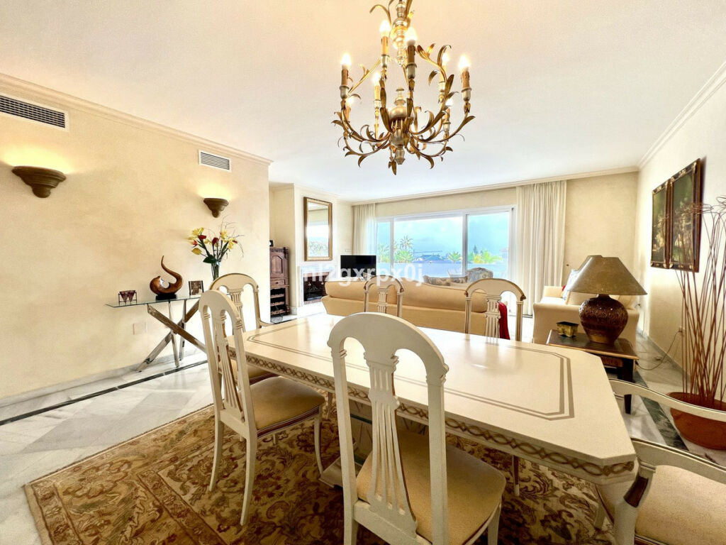 Middle Floor Apartment Bahía de Marbella Málaga - image 18