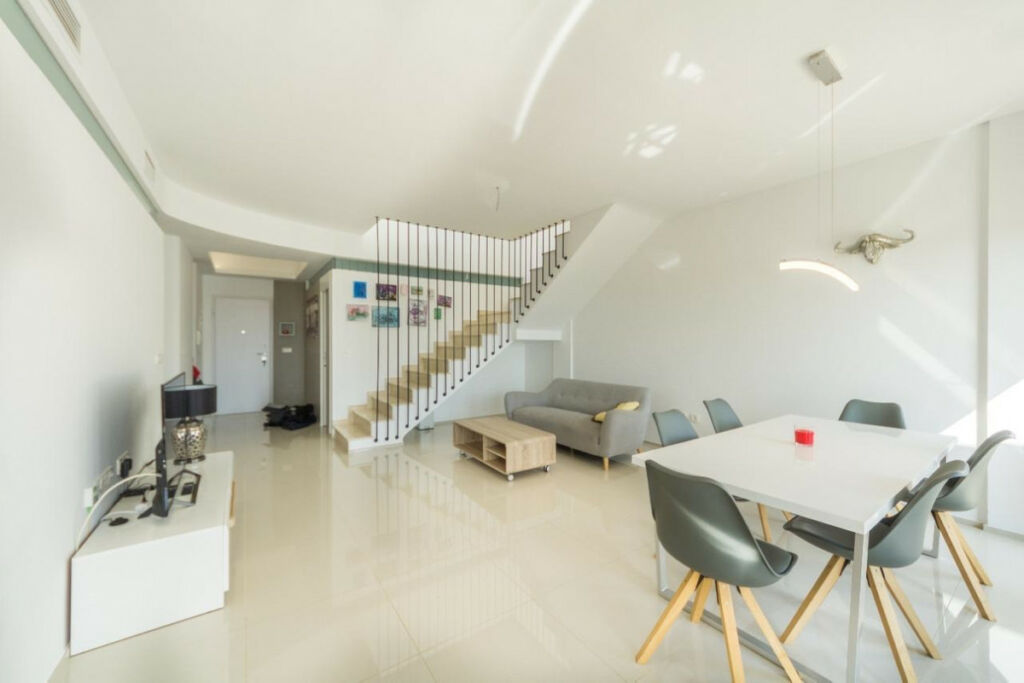 Penthouse Los Dolses Alicante - image 18