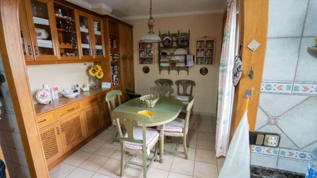 Middle Floor Apartment Torrevieja Alicante - image 18