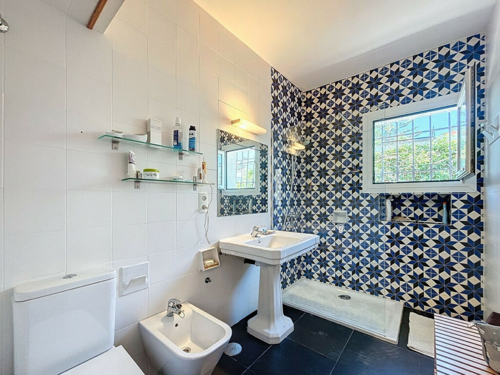 Detached Villa Almayate Málaga - image 20