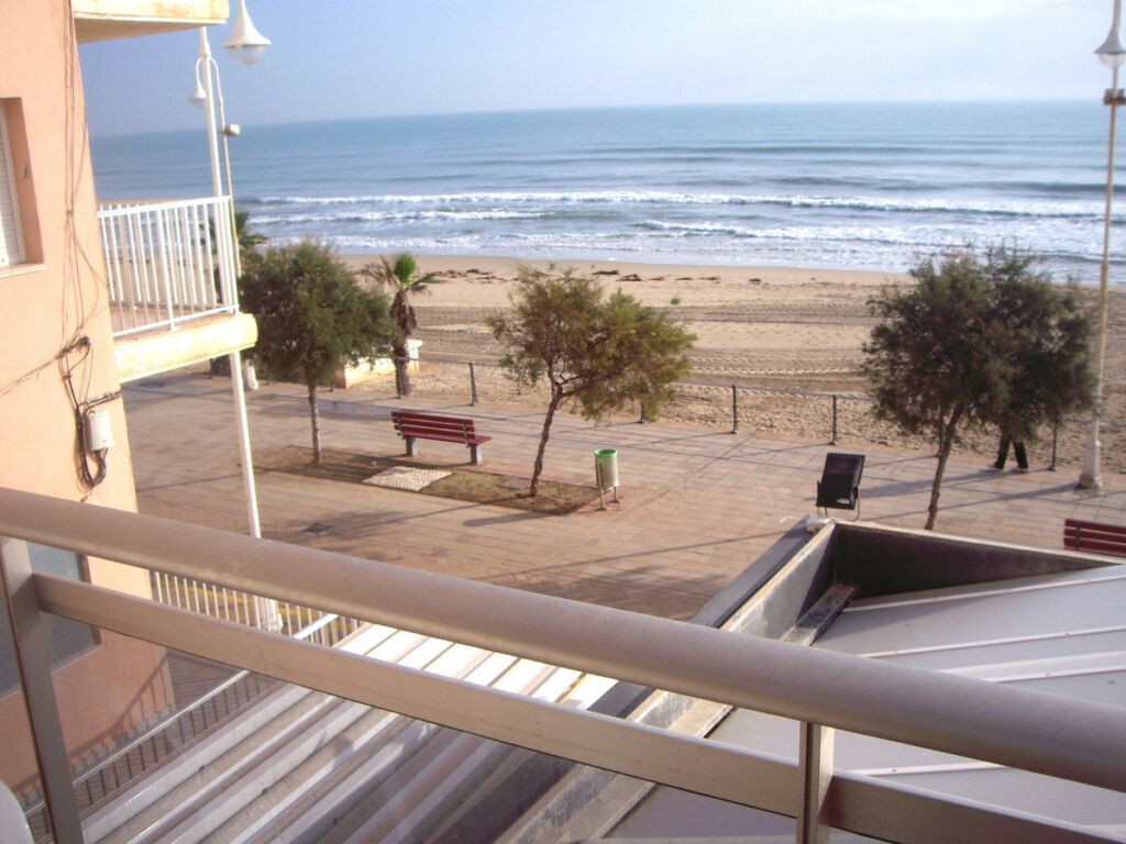 Middle Floor Apartment Guardamar del Segura Alicante - image 19